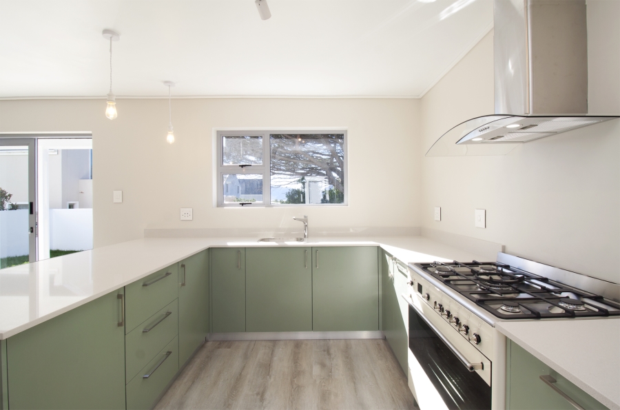 4 Bedroom Property for Sale in Imhoffs Gift Western Cape